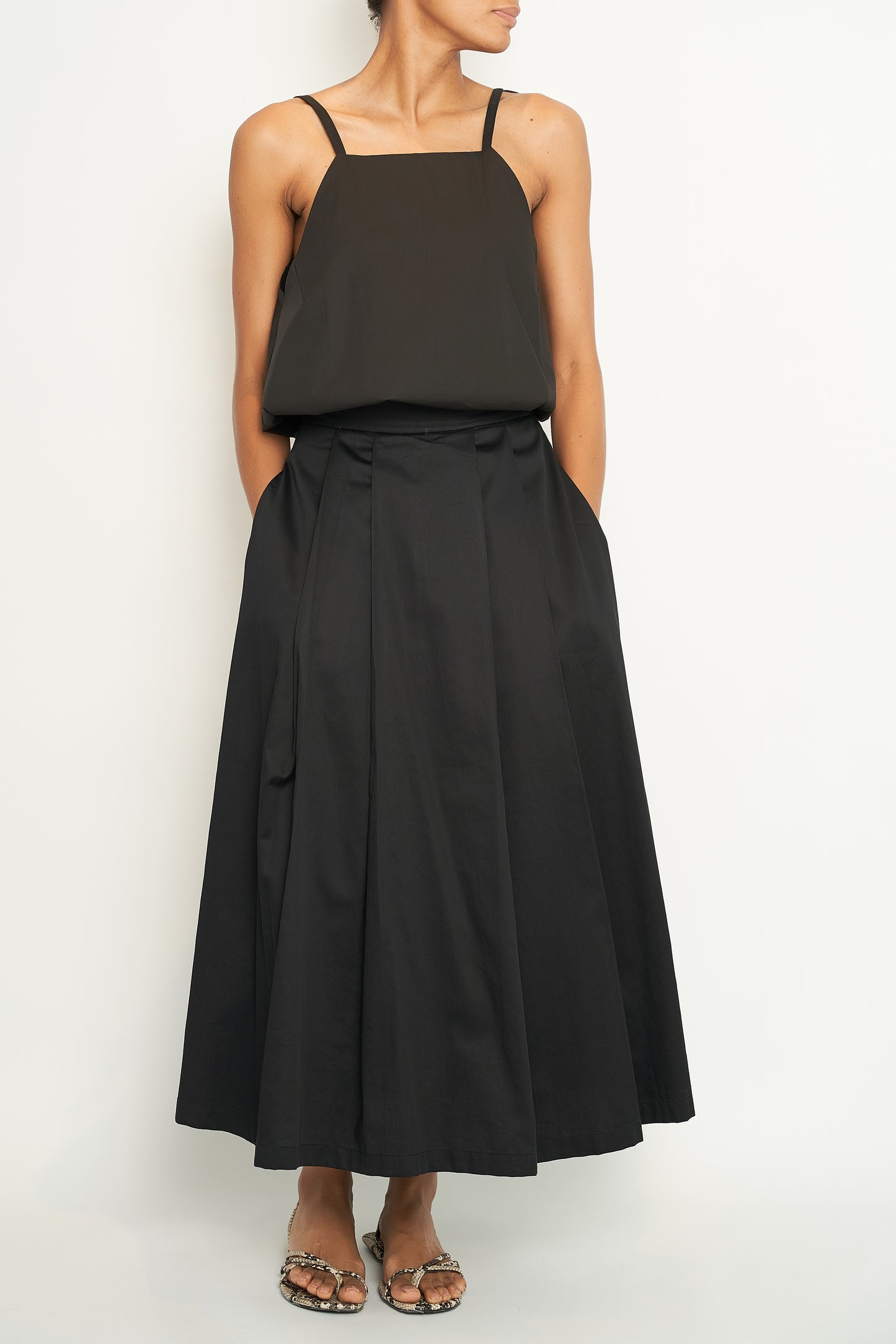 PLEATED SKIRT & STRINGS ATTACHED TOP