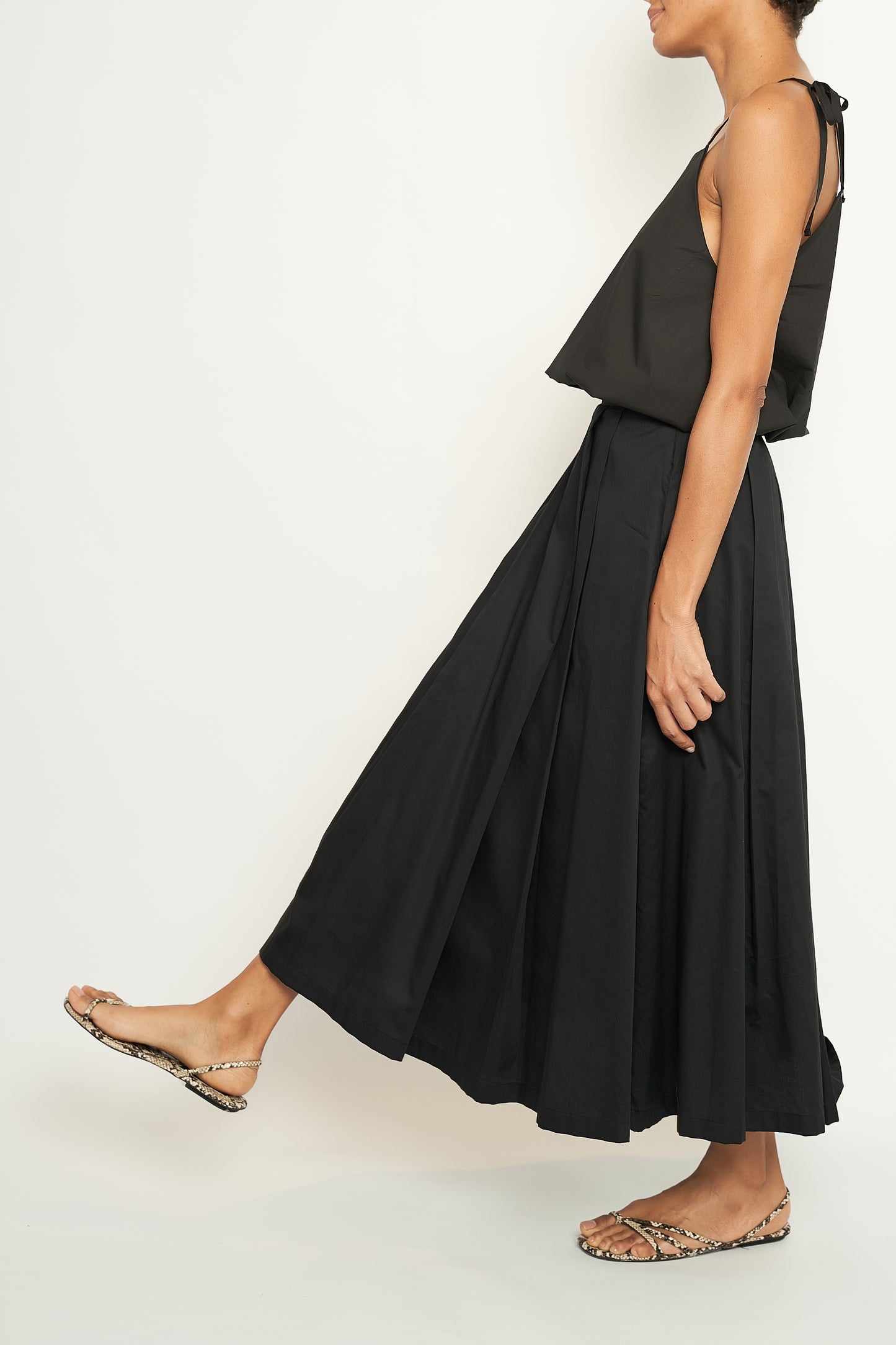 PLEATED SKIRT & STRINGS ATTACHED TOP