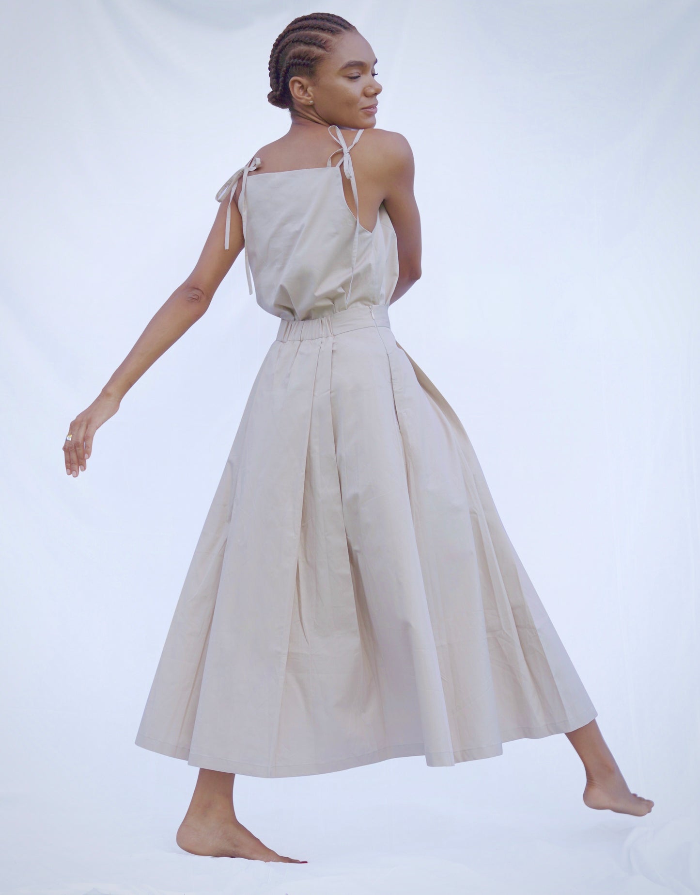 PLEATED SKIRT & STRINGS ATTACHED TOP
