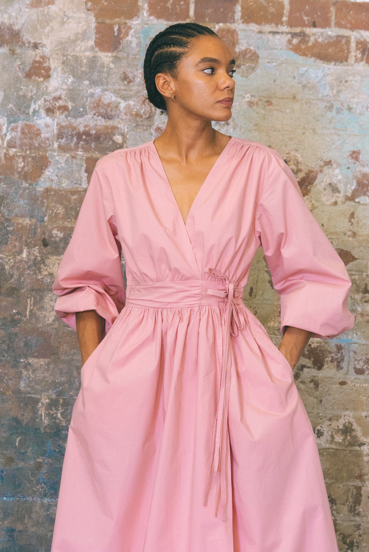 ESSENTIAL WRAP DRESS